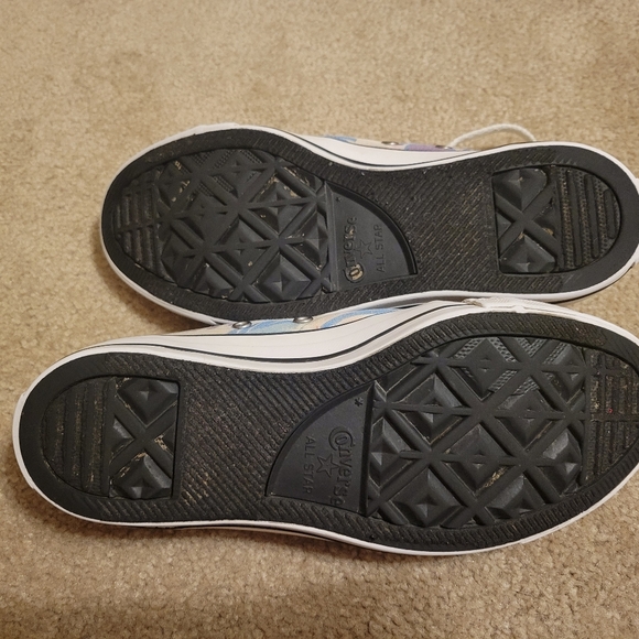 GUC Tropical Converse *Spring Clearance* - Picture 4 of 5